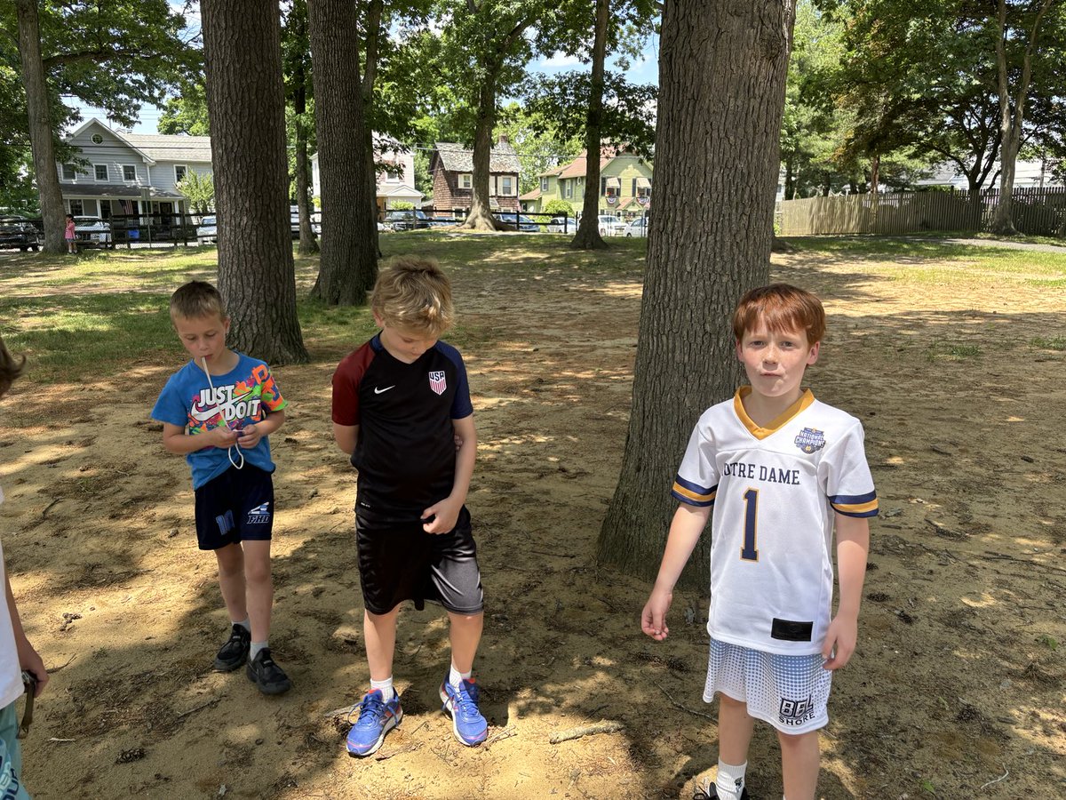 2ndGradeSickles tweet media