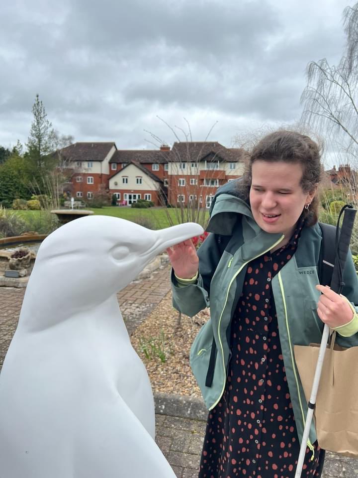 SightConcern's tweet photo. Flappity is making New College Worcester top of the class with his ‘Flipper of Approval’. Our VIP (Vision Impaired Penguin) met the deputy head and students of the national residential school and college for blind or vision impaired students. @newcollworc @WaddleOfWorc https://t.co/YFimDct3ED