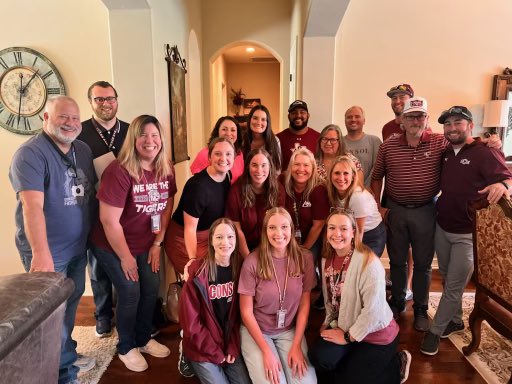 MeredithNelsen's tweet photo. I’m going to be a teacher at A&amp;M Consolidated HS and will be teaching Alg. 1 &amp; Advanced Geometry! I have put together an Amazon wishlist that will support my classroom and have put the link in my bio! Thank you for your support, I am beyond excited to start this journey😊 https://t.co/D7EnU1pVP1