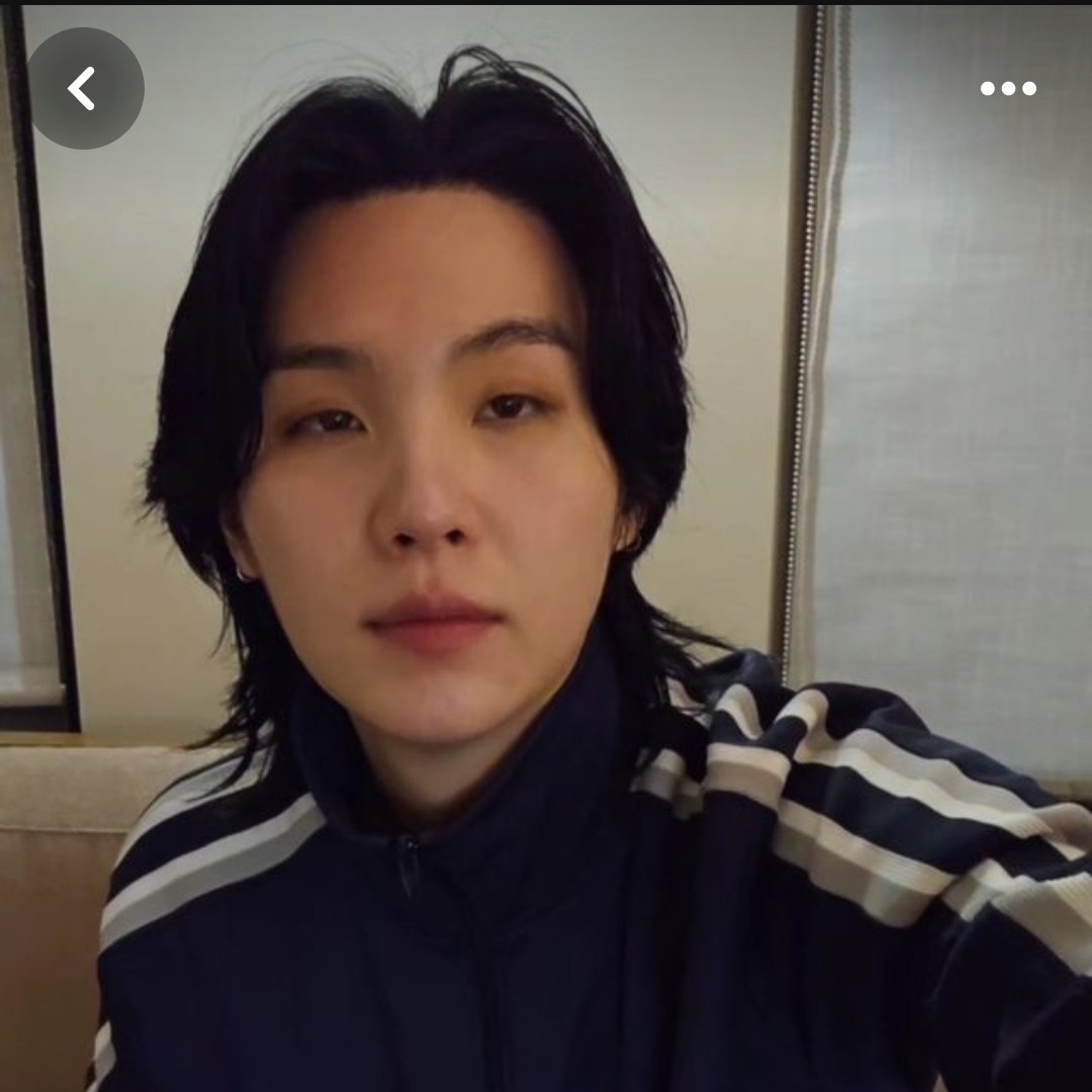 MİN YOONGİ tweet media