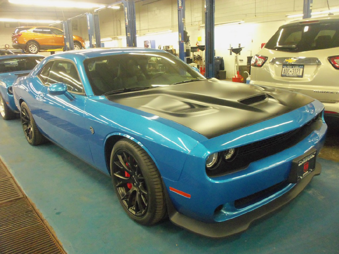 CorvetteMikes's tweet image. 2016 Blue Dodge Challenger SRT Hellcat
Only 3k miles, Black hood, 20" wheels, Sunroof, Leather interior- MINT condition!
DM us or call 714-630-0700
#hellcat #dodgenation #challengersrt #v8 #srt #hellcatclub #carporn #corvettemike #carsales