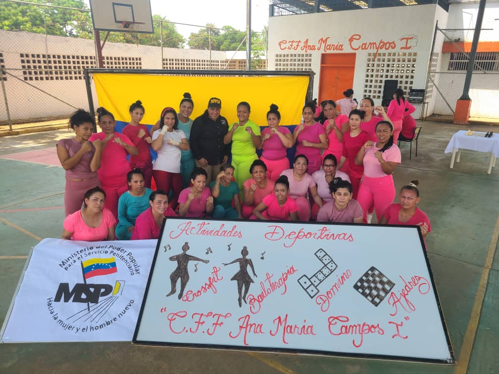 VeroV10091's tweet photo. #7Juni | Actividades recreativas en los centros de formación para la mujer empoderada, guerrera. https://t.co/PcfbxeAkk0