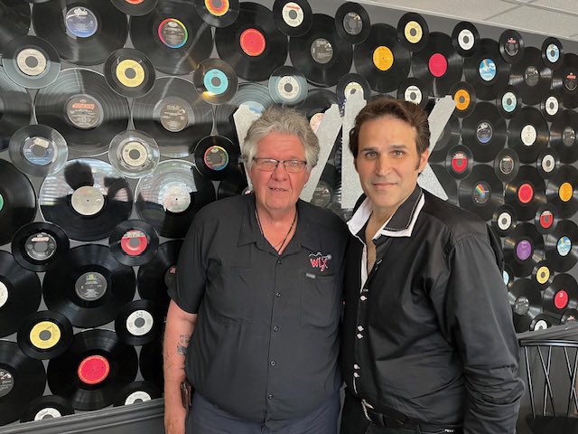MusicAnthonyVon's tweet photo. Another one! Big thank you to Lonnie Box and Charlotte at WLLX 97.5 for having me. Having a blast on this radio tour! #KissMeFirst https://t.co/lnd5txXzVP