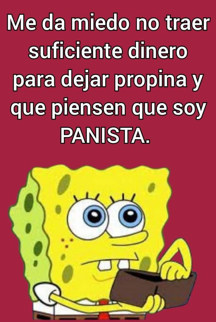 Cuando tenía 14 años me metí a trabajar de empacador en el súper (cerillo, pues) estaba en un Aurrera del estado de México, ganaba unos 200-280 pesos de entonces al día. En vísperas de navidad o de 15 de sept, fácil me hacía unos 400 en un medio turno. 

Entonces tuve la