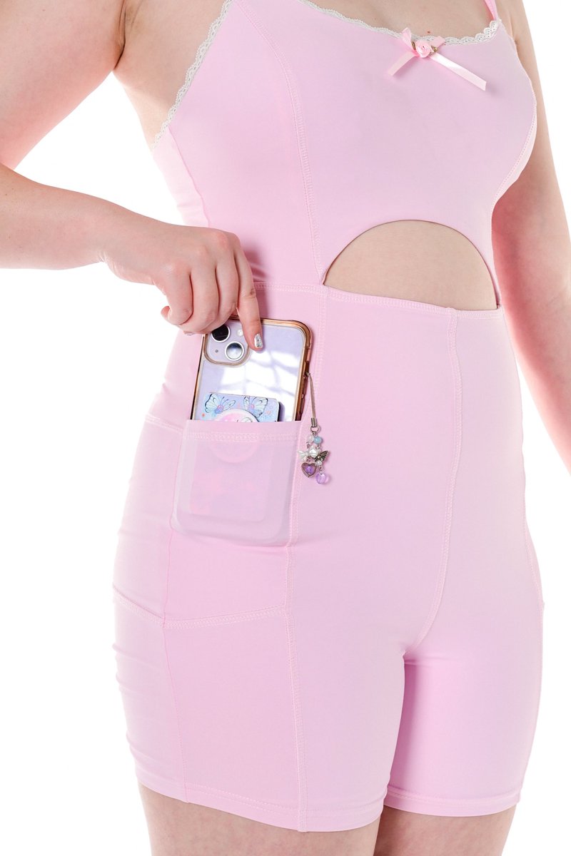 My Violet 💗 tweet media