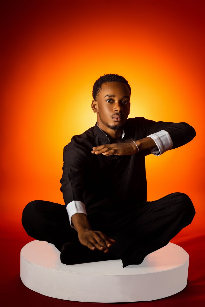 amofastunner's tweet photo. Analog to navigate, X to choose fighter 🥋 

New music ‘Kung Fu’ w/ @bigderrickk_ OUT EVERYWHERE. Fight responsibly. 📿
https://t.co/SfWrlkutAj https://t.co/VyHTTpXADn