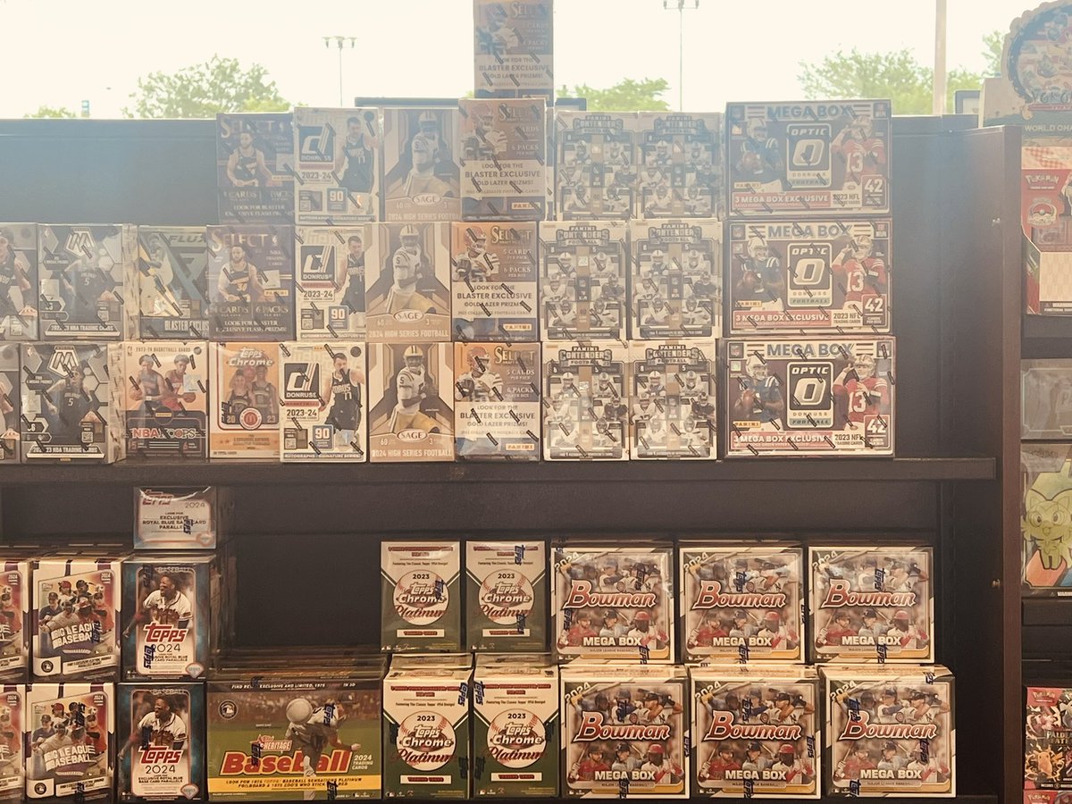 #TARGET version of the #panini #donruss #optic #nfl #football 🏈 mega box found in the wild at #Barnesandnoble in Waterloo, #iowa! #youtube rip and #free #giveaway forthcoming! #thehobby #whodoyoucollect #sportscards #cardhunter <a href="/retailripper/">Retail Ripper</a> <a href="/CardPurchaser/">Card Purchaser</a> <a href="/ricanking6/">Ricanking (Restock Tracker)</a>