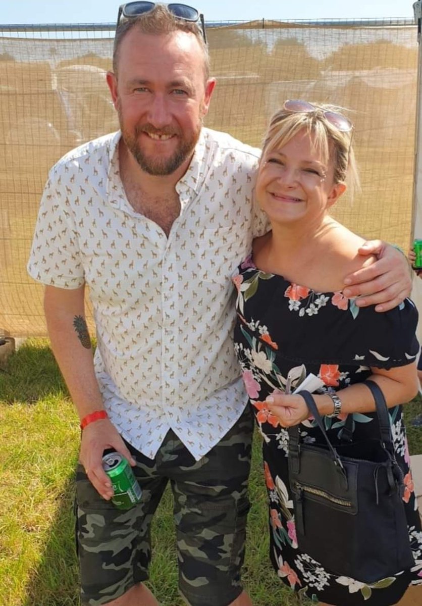 EireneCarter's tweet photo. @haveigotnews @AlexHorne @carolvorders @TheRealJackDee Fantastic episode and by this splendid chap... its all the politics recap I need for the week. Thanks guys and girls ❤👌 https://t.co/CXN3ho8pgh