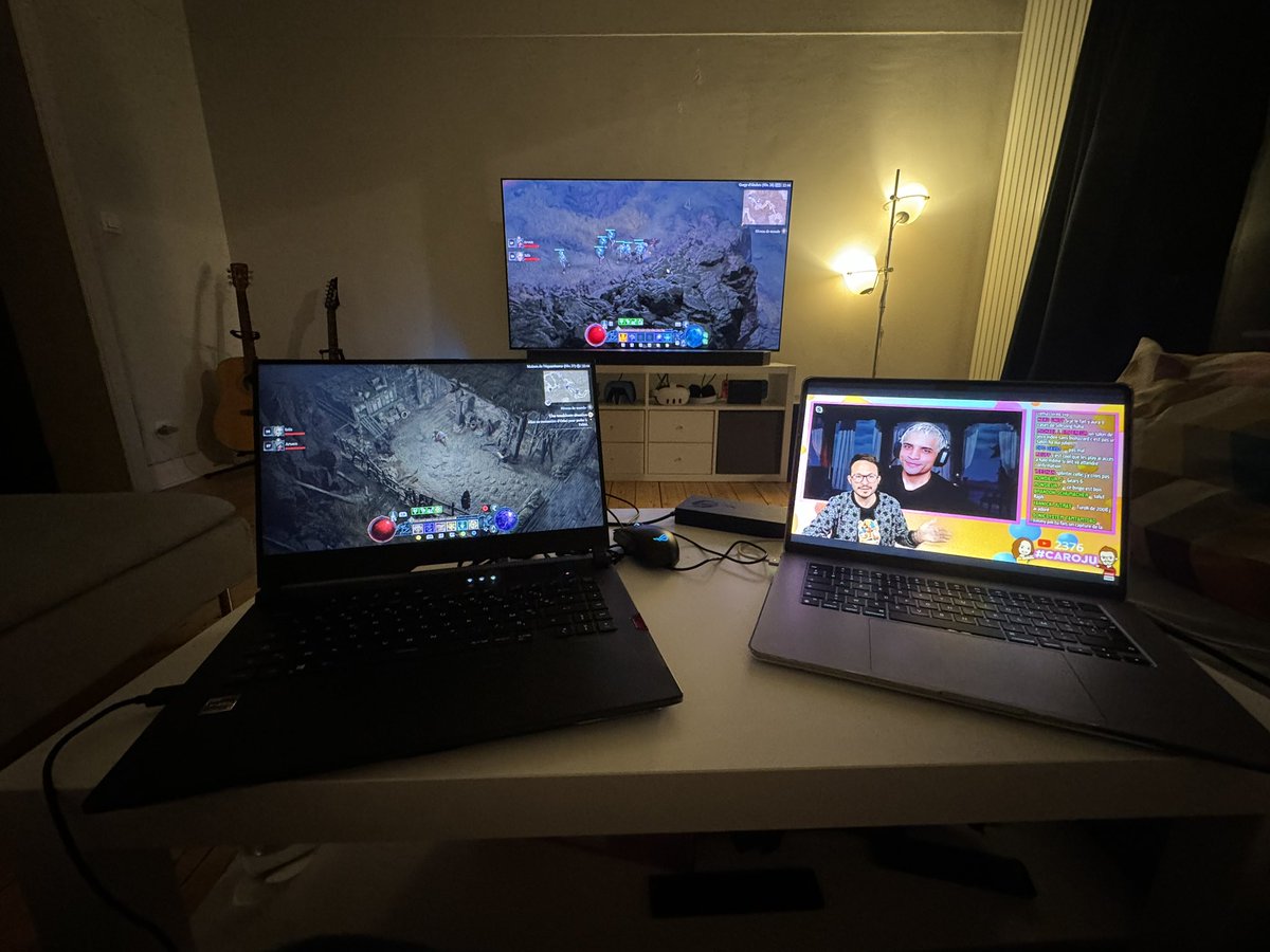 helloblinkside's tweet image. #caroju Trop le pied !! ❤️❤️ vive la #summergamefest  merci les amis !!