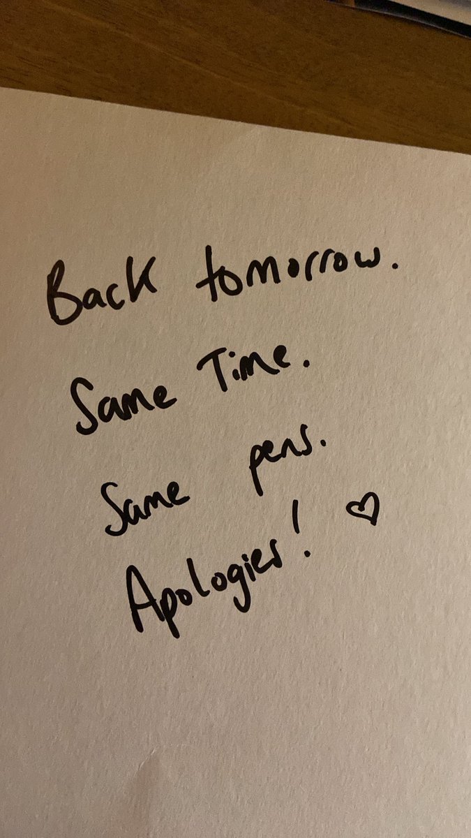 RobynEthel's tweet photo. Had to cut my signing short … will be back on instagram live tomorrow. 8pm UK/ 3pm ET/ 12pm PT/ 4am JST. https://t.co/173AoVWuOT