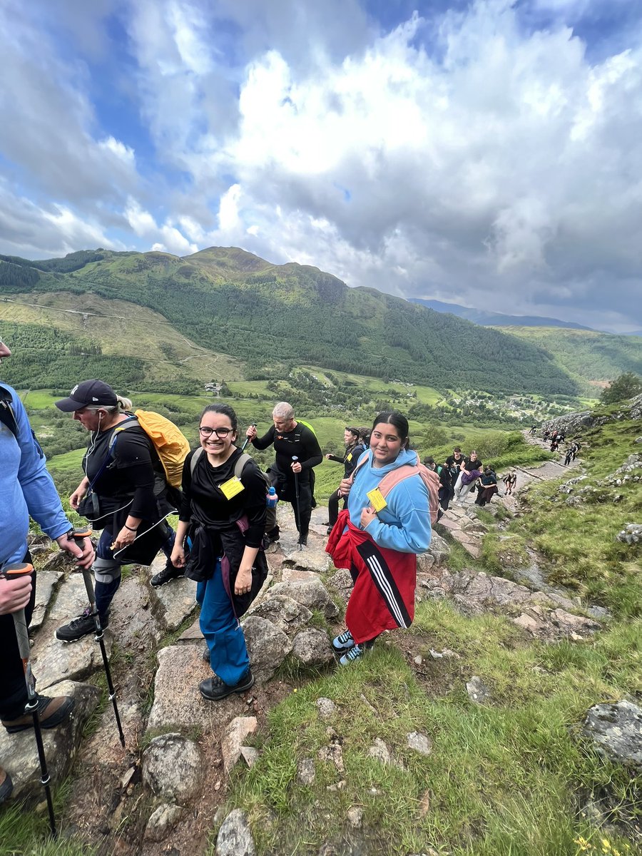 SASB_SCIENCE's tweet photo. A massive well done to our pupils who gave their all today, even with the disappointment that we were unable to climb to the summit due to the dangerous conditions forecast. We still made it to 3,000ft (Munro height!) more photos to follow 🤩 https://t.co/1dL2gauGm2