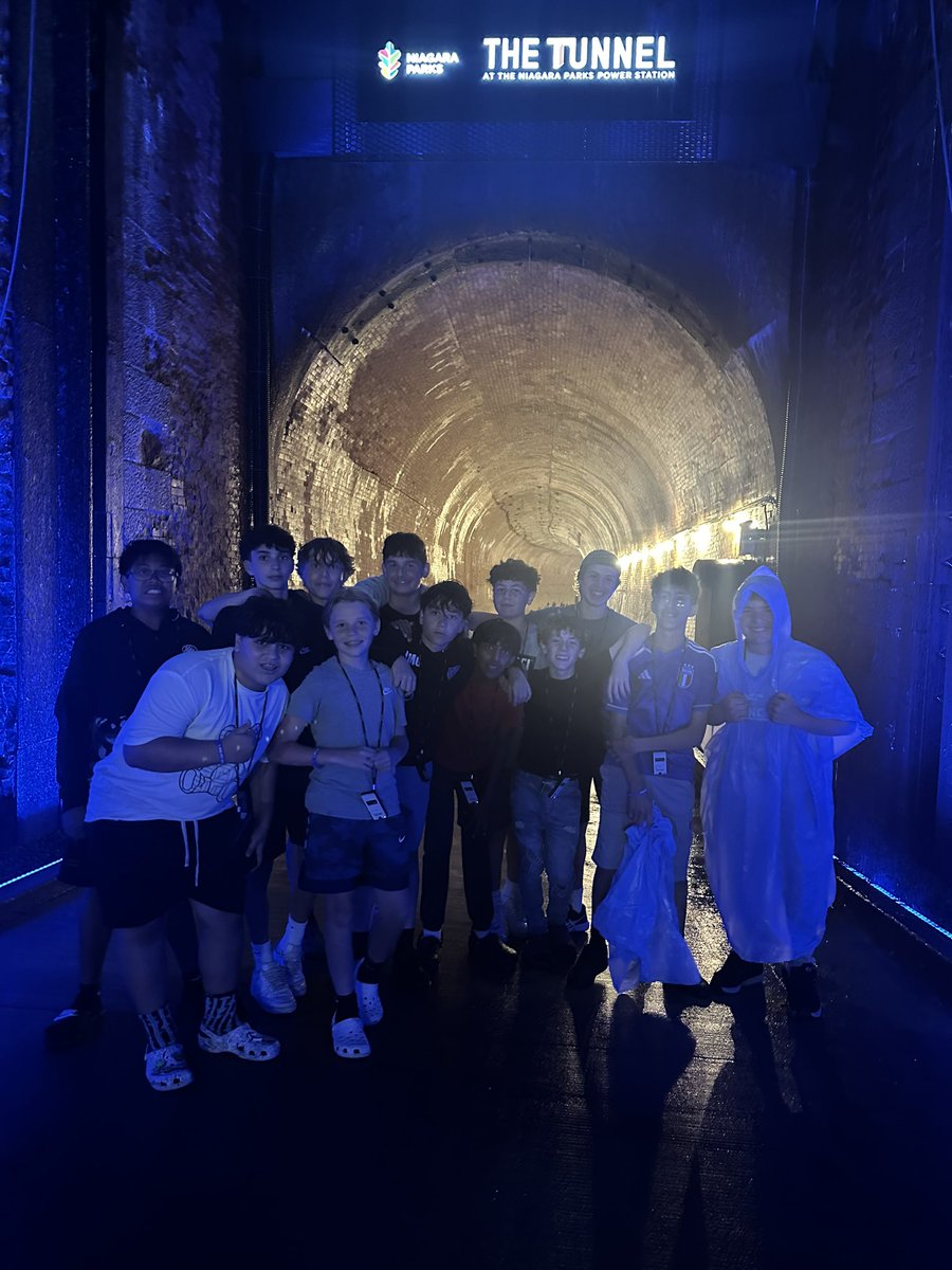 The Tunnel 💧💧💧