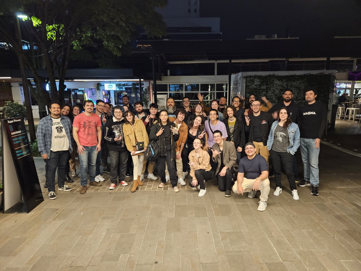 CTRL ALT tweet media