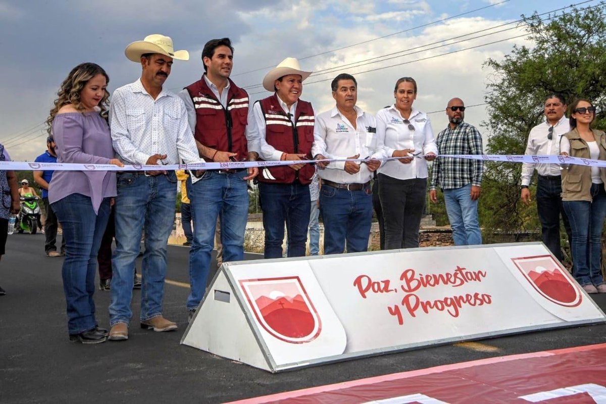 AIPZ_ZAC's tweet image. Rescate carretero contribuye a la paz y el progreso del sur de Zacatecas
#SOP #Tepetongo   

aipz.mx/2024/06/07/res…