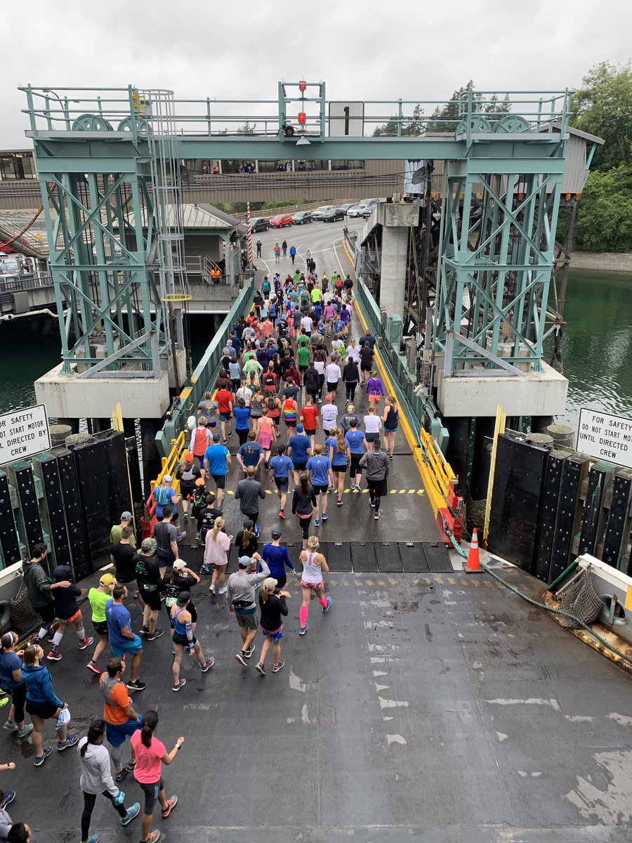 Heads up if you're traveling to #BainbridgeIsland on Sun, 6/9! Runners participating in The Great Ferry Race will be on our 755a #Seattle-#Bainbridge sailing. Upon arrival, they will begin a 1/2 marathon that may cause delays. The event is scheduled to end at 1p. 📸Orca Running