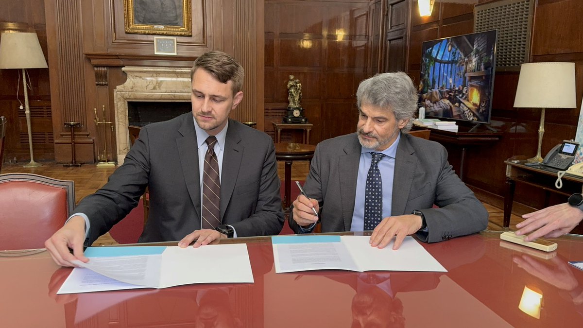 J.J. Siler tweet media