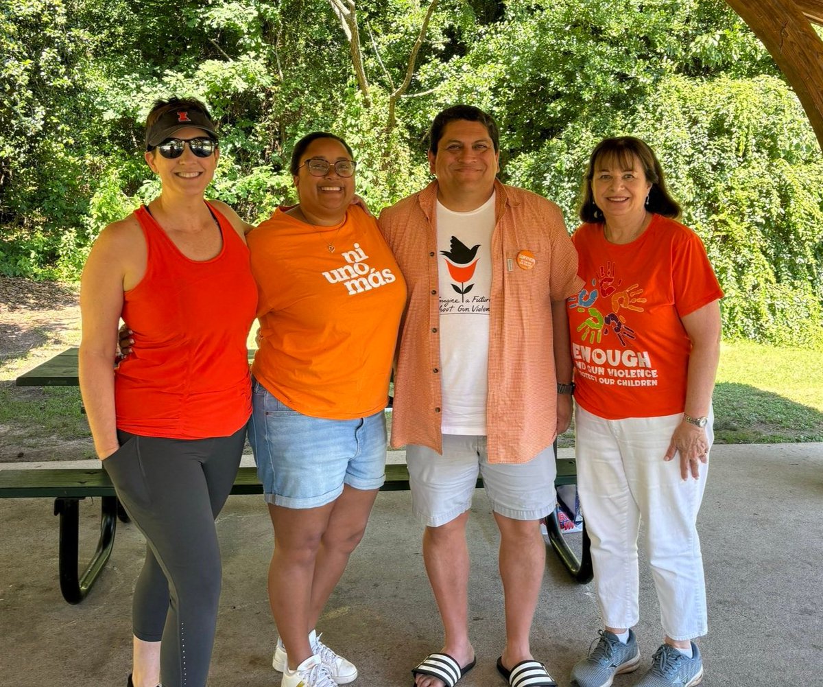 Micheal4GA's tweet image. I #WearOrange for my uncle Jesse, my cousin Christian, and my friend Dail - three lives lost way too early due to gun violence. #NotOneMore