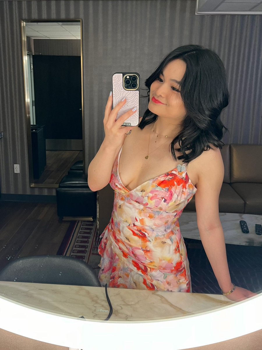 Victoria Tran 🧋 tweet media