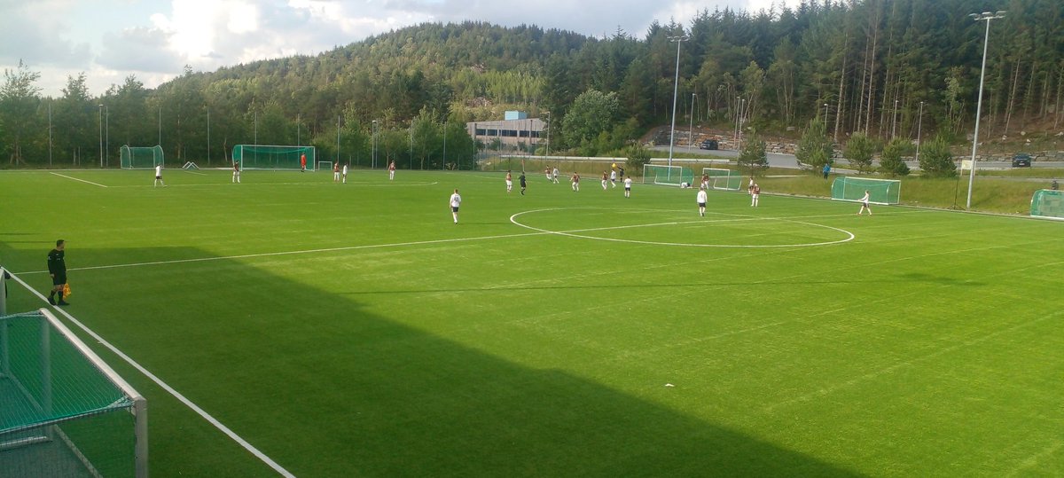 supporterutstyr's tweet photo. π
07.06.2024
β½οΈ Bogafjell - Jarl 6-0
π³π΄ Division 5
π Bogafjellbanen ΓΈvre
High scoring Bogafjell convincingly won 6-0 against Jarl. Bogafjell is a relatively new club from 2001 from the outskirts of Sandnes. New and nice facilities #groundhopping #breiddefotball #liveinstadium https://t.co/mSDoOnLYka