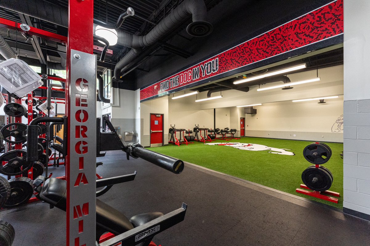 GMC Football tweet media