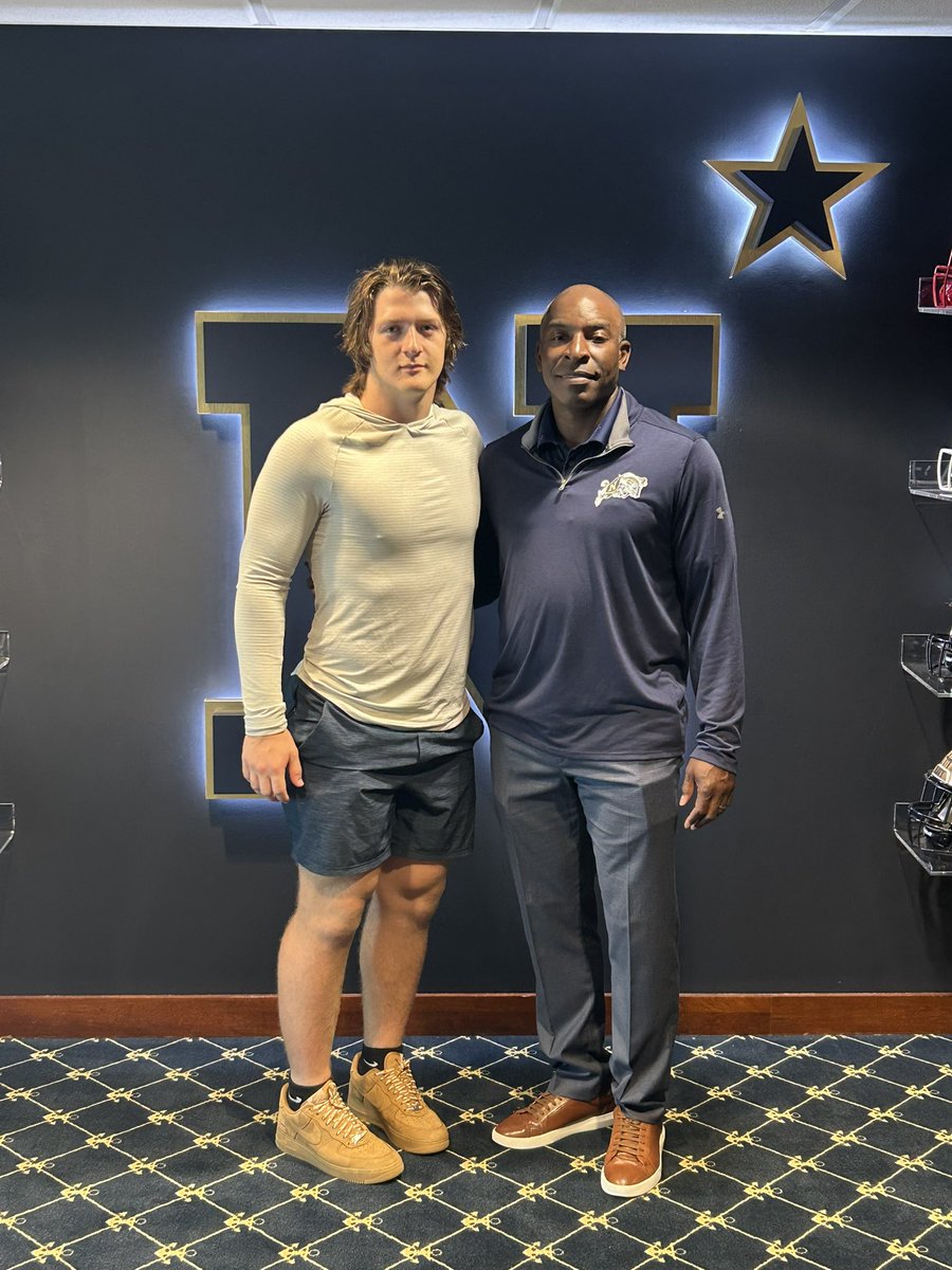 Wow, talk about a special place!! <a href="/NavyFB/">Navy Football</a> and the city of Annapolis is out of this world. Thank you to Coach <a href="/GreenRB21/">R.B. Green</a> and <a href="/CourtneyWeiner2/">Courtney Weiner</a> for the hospitality. Looking forward to see you again soon!

 #GoNavy #RollGoats 🐐⚓️ 

 <a href="/PJVolker/">🇺🇸PJ Volker⚓️</a> <a href="/CoachWimberly/">Brent W.</a> 
<a href="/_CoachNew/">🇺🇸 Brian Newberry ⚓️</a>