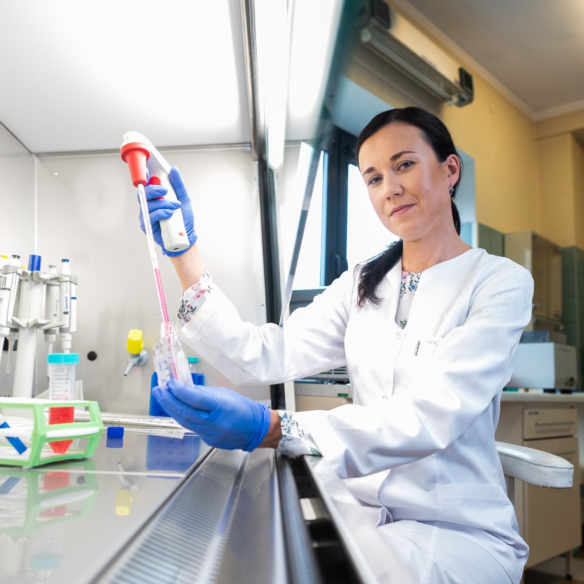 Agnieszka Dzikiewicz-Krawczyk (@agdzikiewicz) on Twitter photo Great news 🥳 Thanks to funding from <a href="/NCN_PL/">Narodowe Centrum Nauki</a> I will be able to continue my research on IGH enhancers in B-cell lymphoma 👩🔬🧬
I will be recruiting a PhD student and a postdoc soon!
#NCNtotlen #projektyNCN #badaniapodstawowe Great news 🥳 Thanks to funding from <a href="/NCN_PL/">Narodowe Centrum Nauki</a> I will be able to continue my research on IGH enhancers in B-cell lymphoma 👩🔬🧬
I will be recruiting a PhD student and a postdoc soon!
#NCNtotlen #projektyNCN #badaniapodstawowe