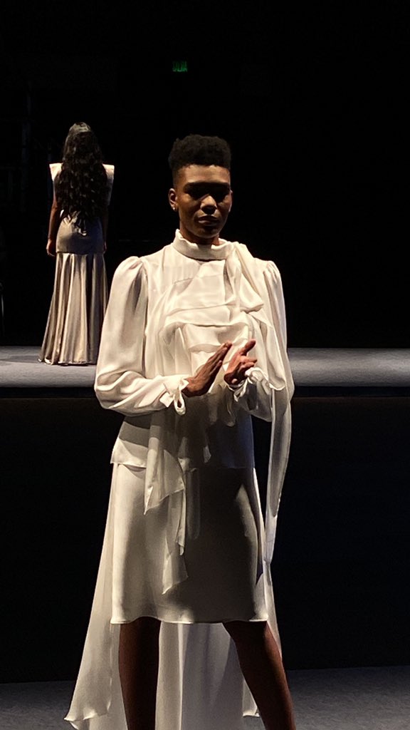 soyjsebas18's tweet image. Pasarela #MacarioJimenez de #Mexico en #DistritoModa