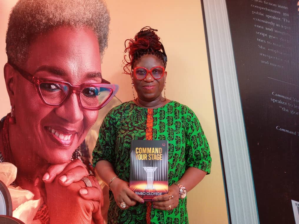 WSoyinkaCentre's tweet photo. Our Executive Director/CEO, @wsoyinkacentre, @D_Encourager, was at the public presentation of @BimboLoyede's #Commandyourstage.
At the event, she received the Legacy Champion Award for her strategic leadership & capacity-building initiatives.
#leavingalegacy https://t.co/PgFjenMUEF