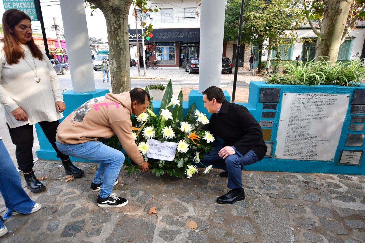 Andreswatsonok's tweet photo. CONMEMORACION POR EL DÍA DEL/LA PERIODISTA ✍🏼

Nos reunimos para compartir el tradicional desayuno junto a periodistas de diferentes medios de comunicación varelenses y regionales, donde pudimos charlar la actualidad local y nacional. https://t.co/I3CBxX2joo