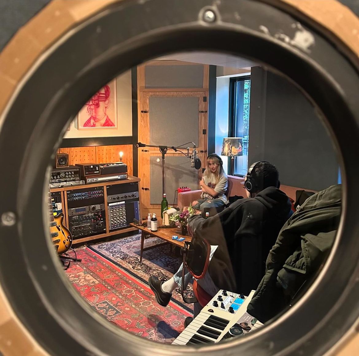 SabrinaUpdates tweet media