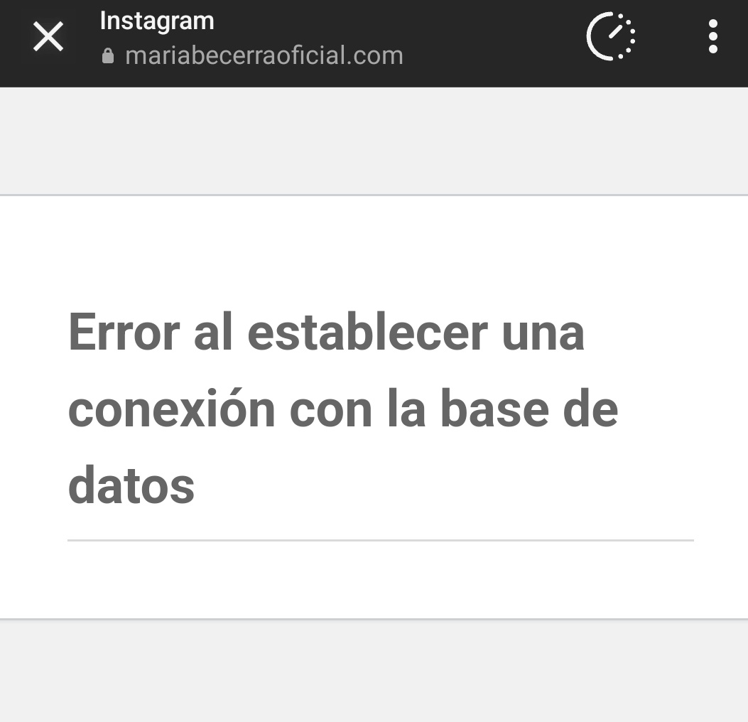 GabiMolinaw's tweet photo. Como puede ser que quiero comprar entradas para ver a la nena de argentina ahre  y el sitio no anda  hace una hora 
me cago en todo https://t.co/212VsOefFF