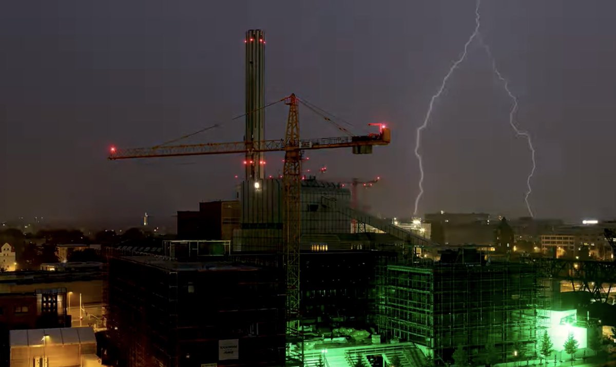 panTerratv's tweet photo. LIGHTNING ⚡️ &amp; THUNDER 🌩️ 
Did you see the thunderstorm in #timelapse?  🎥 Video: https://t.co/7d4PSc6UZS https://t.co/cfPgxMV2IE