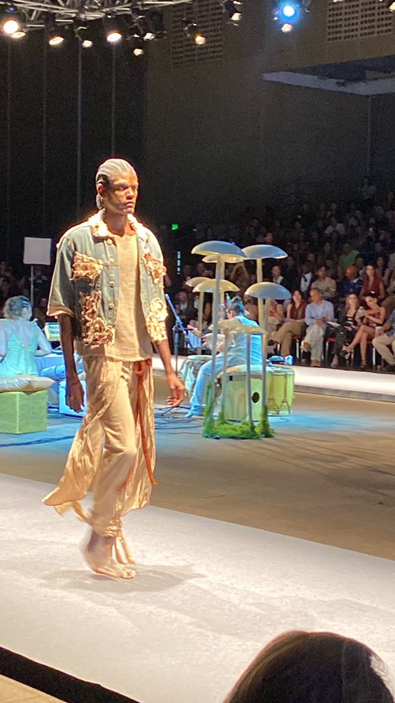 soyjsebas18's tweet image. Pasarela @samarawells en #DistritoModa