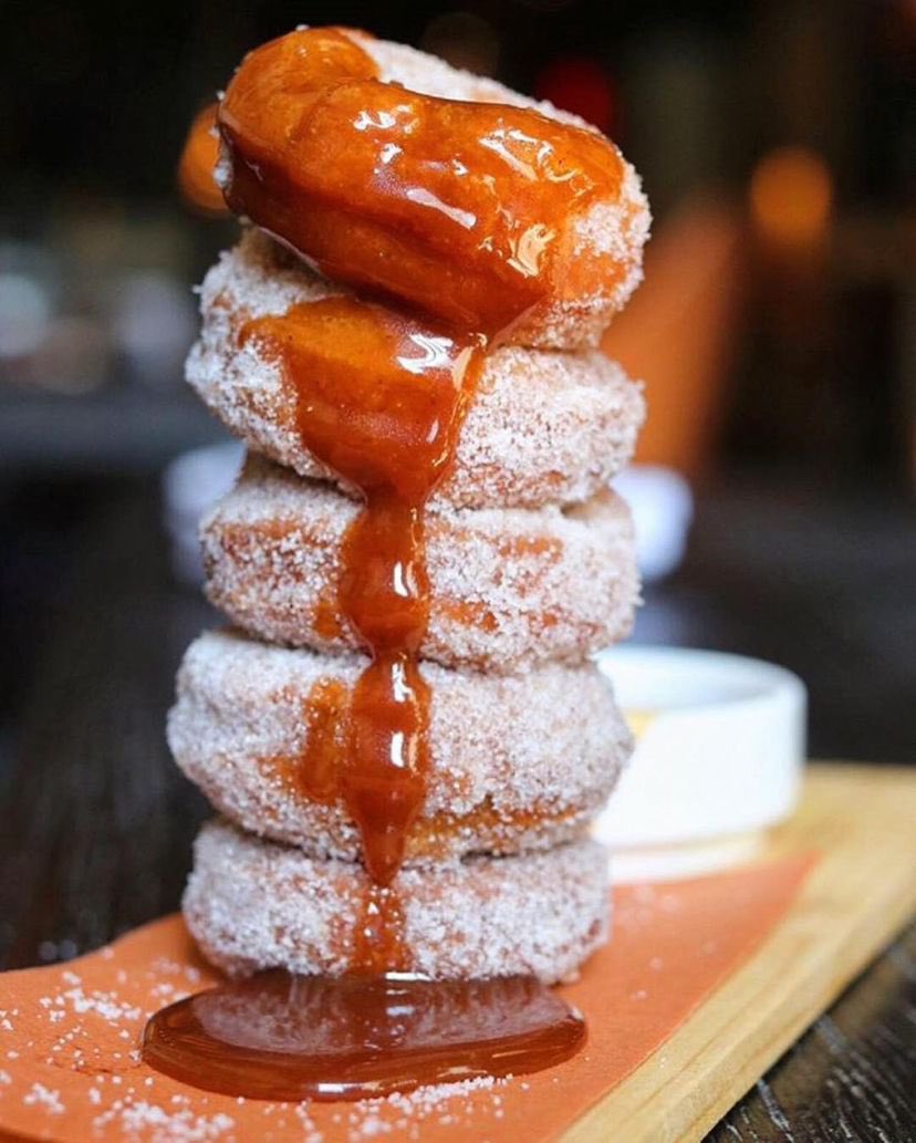 FlatironNY's tweet photo. This National Donut Day enjoy a donut or two from some of our favorite spots in Flatiron & NoMad! π©
Featuring:
π« @krispykreme
π« #BearDonut
π« @BlackBarnNYC
π« @ParisBaguetteUS https://t.co/kPER2sNBDx