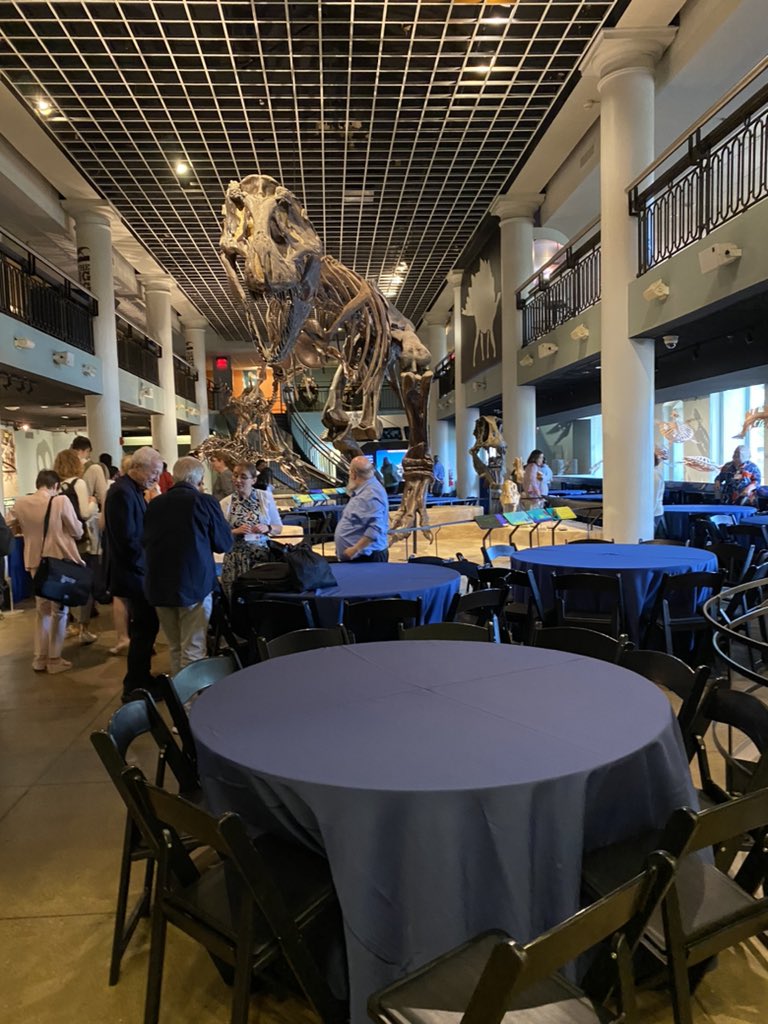 Had a great time presenting on Fiduciary Framing at #HLP24 and catching up with everyone! Thanks to Jen Herbst for organizing our panel and to <a href="/Yiran_Zhang_/">Yiran Zhang</a> Sarah Hooper and Megan Wright for thoughtful discussion!