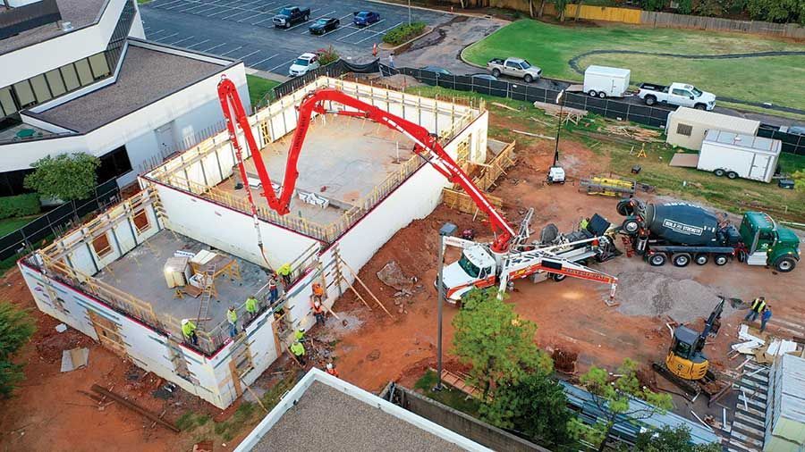 ICFBuilderMag's tweet photo. In the face of increasing climate volatility and environmental concerns, the construction industry is undergoing a paradigm shift towards resilient and sustainable building practices. Read more: https://t.co/L1NY20IAMv https://t.co/FUDS0kb8gu
