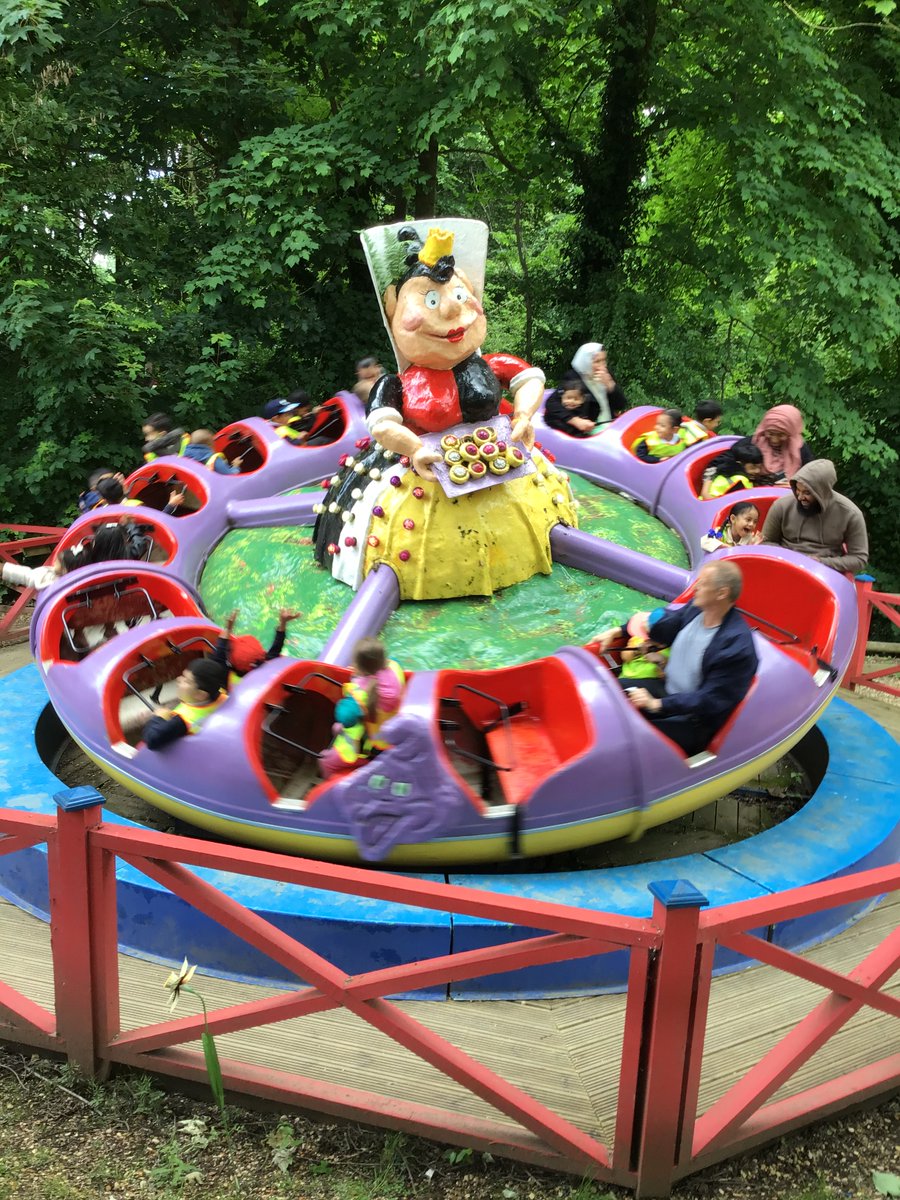 A brilliant day at
<a href="/WonderlandTelf/">Wonderland Midlands</a>
Thank you to all our lovely parents for coming along and joining in with the fun.
<a href="/LozellsPrimary/">LozellsPrimarySchool</a>