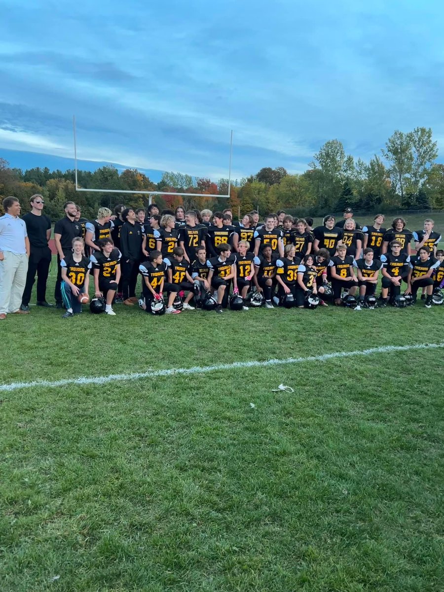 HillBrax's tweet photo. Congrats to the 8th Grade Graduate Class at TC East Middle! Alot of talent coming to TC Central. It was a blast helping Coach the Undefeated 8th Grade Team with my former Teammates &amp; Friends!   Future is bright for @TCCHSfootball #RALI https://t.co/M0j99stbwC