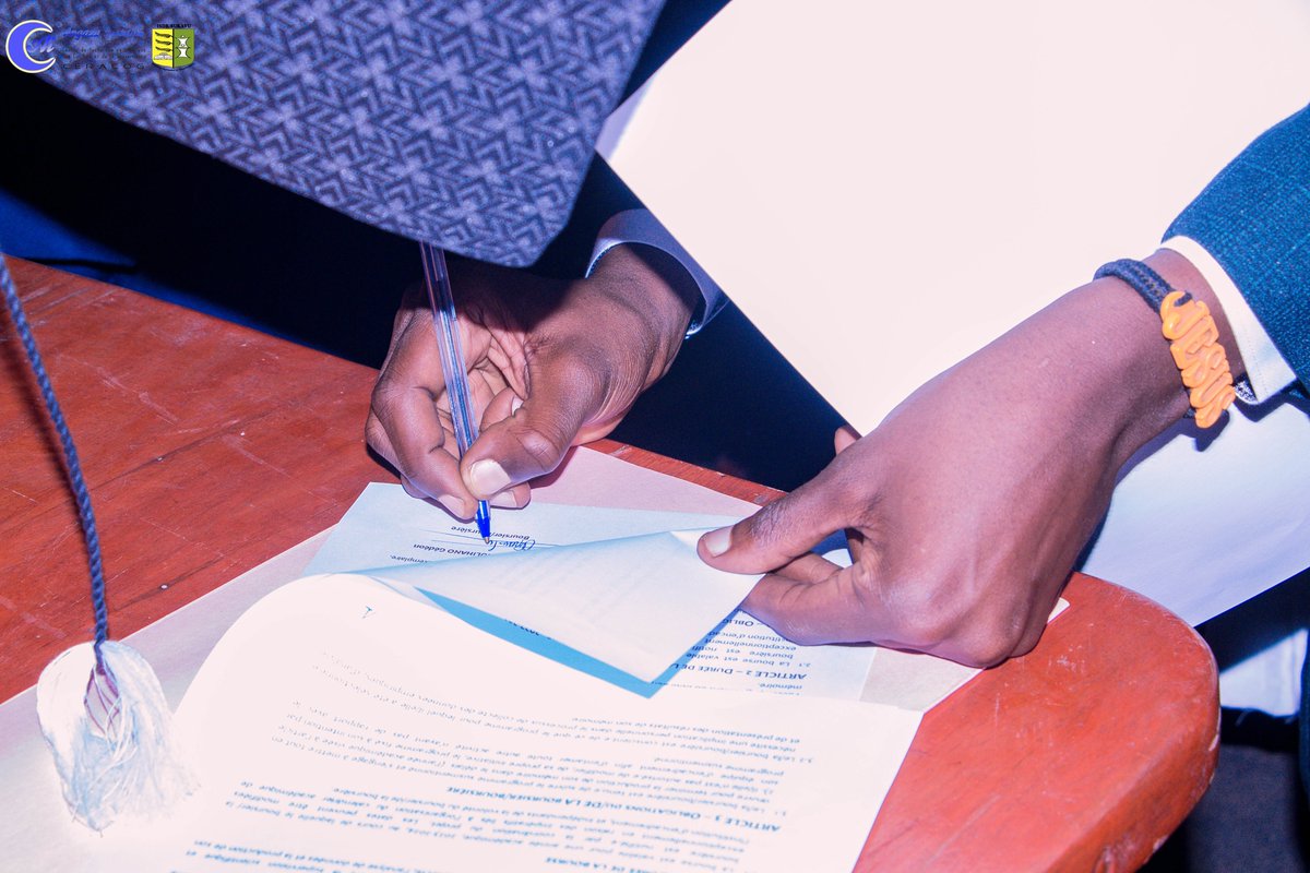 AngazaInstitute's tweet photo. Ce 07/06 a eu lieu la cérémonie officielle de remise de la bourse de recherche #ResourceRush aux lauréats 2024, par l'entremise du Prof. @EmeryMudinga coordinateur Sud du Projet PRD @ARESfwb_be Resource Rush.
Félicitations à Nshonkano Mulihano Gédéon et Ndagano Habamungu Shadrack https://t.co/2fXajsFdJE