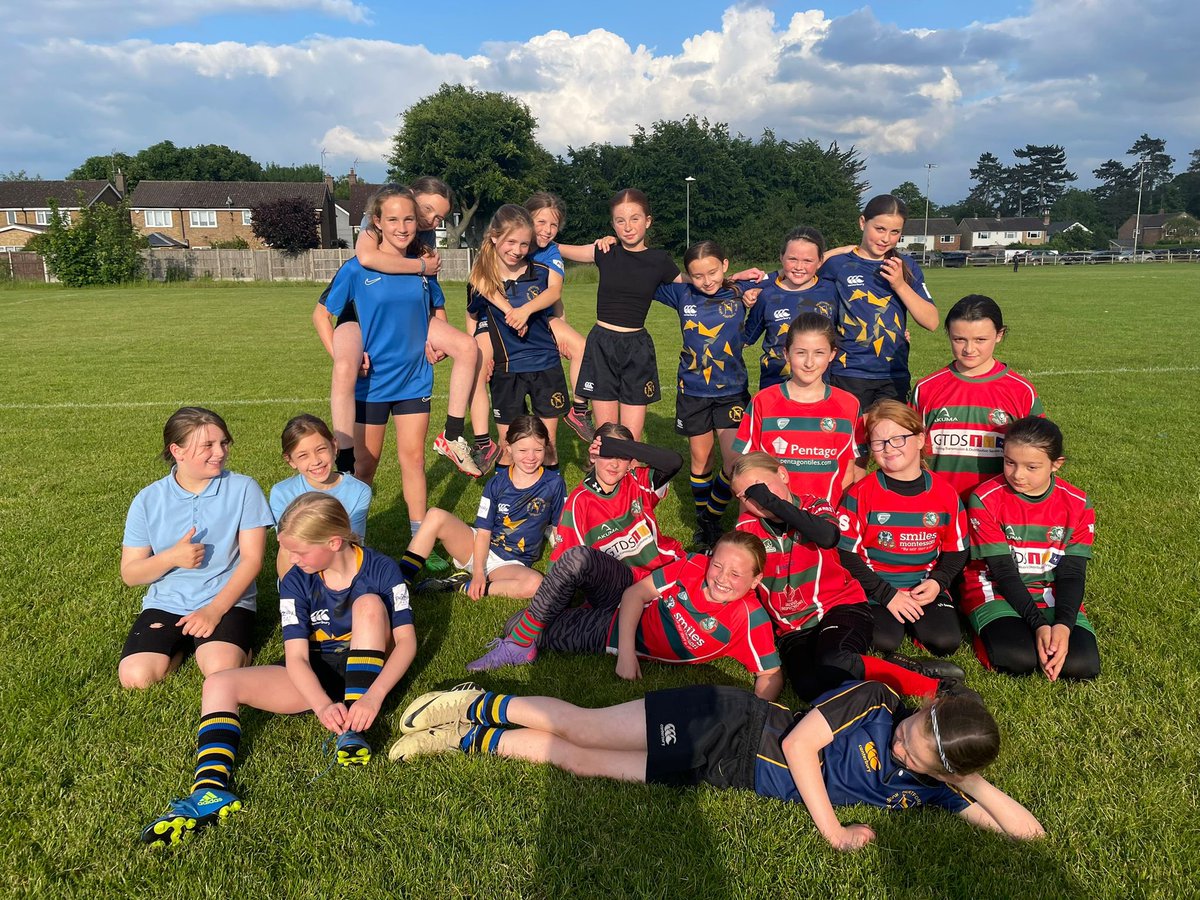 Great to see the first night of the Sharks Summer Touch Rugby get going , 370 players competed last night to create <a href="/hertsrugby/">Herts Rugby</a> biggest tournament .
Amazing to watch all the age groups 9-61 years old playing and enjoying the game . See you all next week 🤩🏉🙌