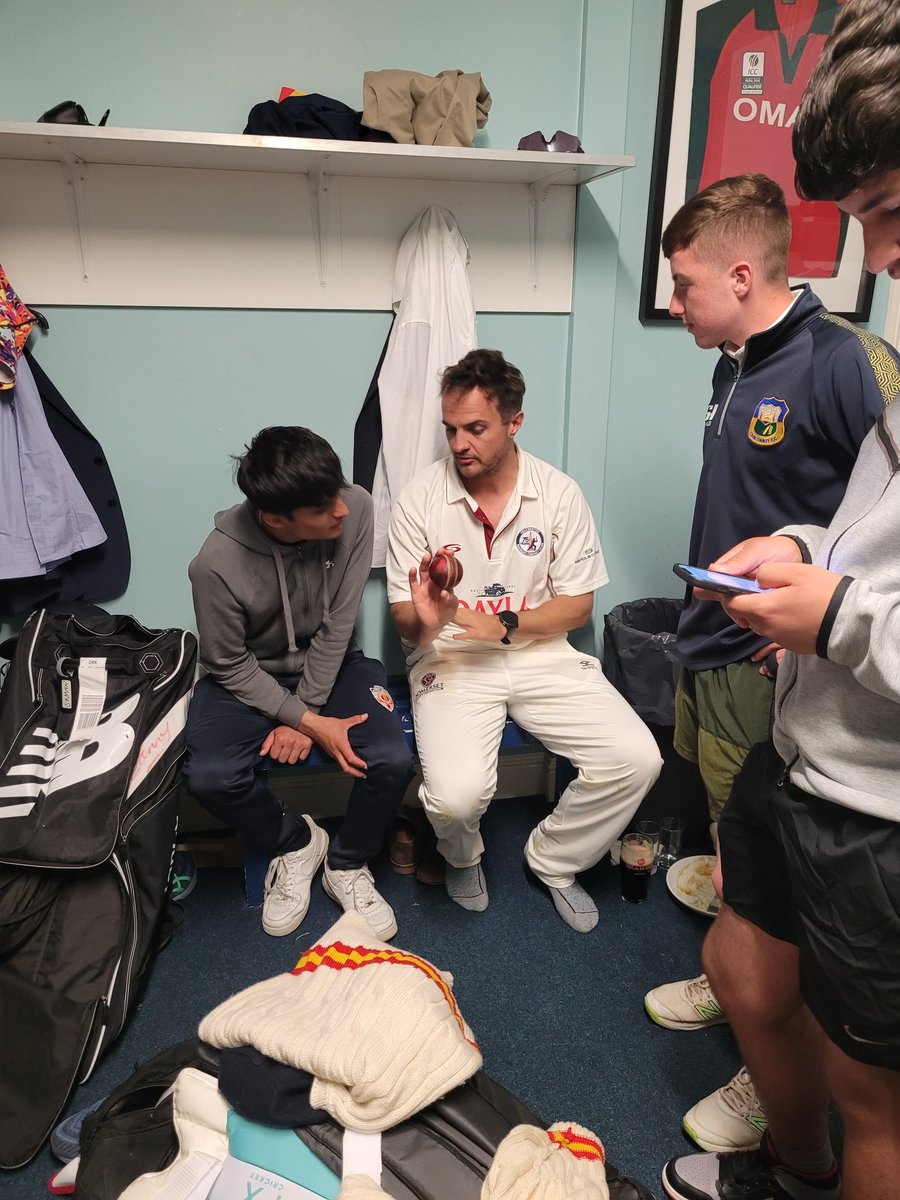 FraserStewart27's tweet photo. A brilliant day yesterday. Cork CCC is a great club who looked after us wonderfully. Thanks to our players and especially the former pros for sharing their knowledge with our hosts. @Swannyg66 @BrooksyFerret @dreth25 https://t.co/AwqBIoYlNH