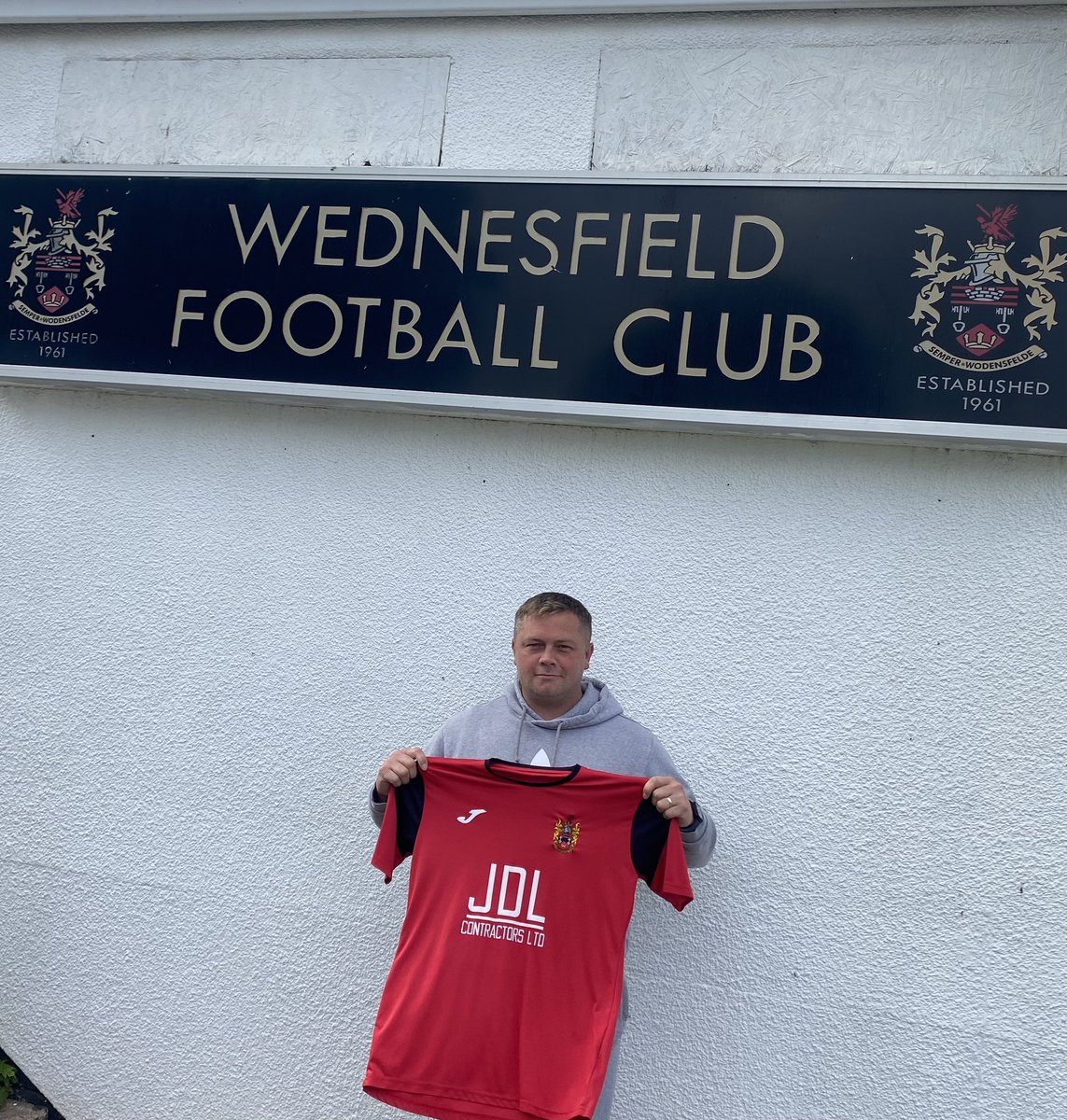 WednesfieldCFC's tweet photo. Wednesfield Community Football Club are pleased to announce the appointment of Sean Geddes as our new 1st Team Manager. Sean will be announcing his backroom team later on this week. 

#WennyAyWe 

🔴⚪️⚫️ https://t.co/J783Rq6kkd