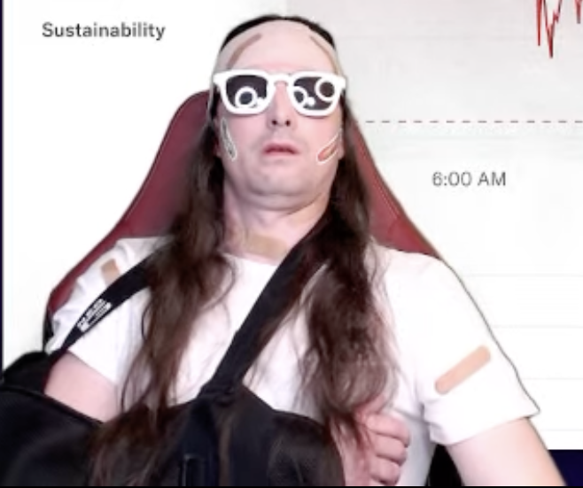 HsakaTrades's tweet photo. that's my quant

he's currently livestreaming to half a million people while sitting on $250m of unrealized losses https://t.co/LTzAnHuGkL