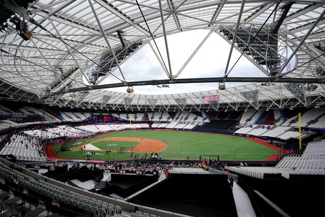 MLB Cathedrals tweet media