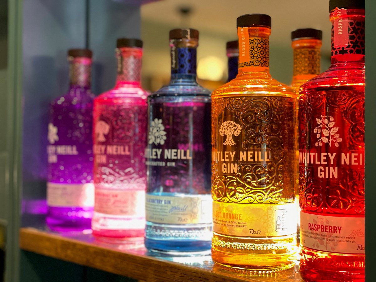 Kingscourthotel's tweet photo. Celebrating World Gin Day 2024 at the Kings Court Hotel.
Why not pop in to our Twisted Boot Bar for a gin or two!
#WorldGinDay #ginday #kingscourthotel https://t.co/NC9OBURO0T
