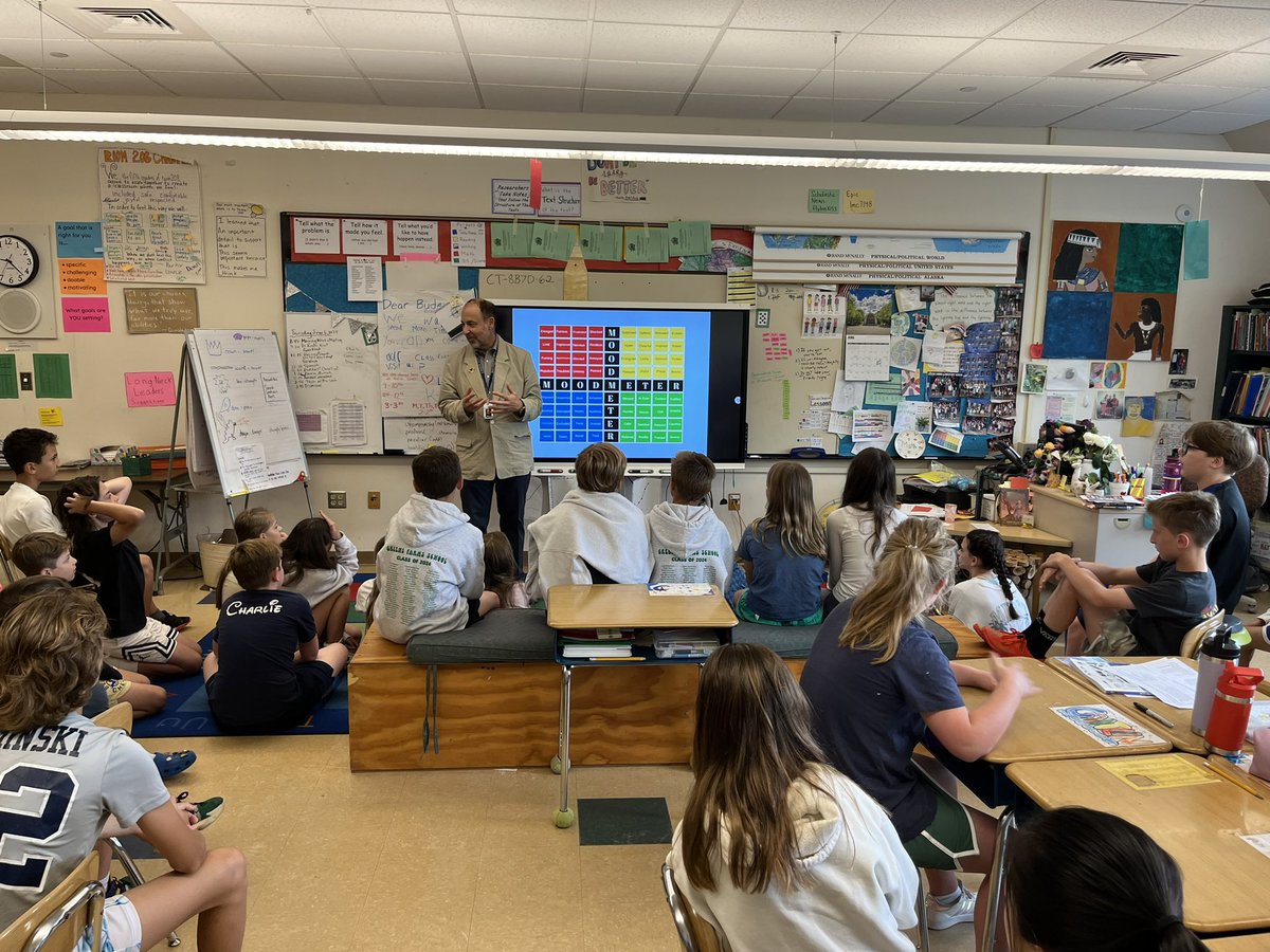 #Grade5 gets a visit from #BMS principal Dr Rosen as they prepare for the exciting #transition to #MS #GFS 🟣🟢⚪️🦒