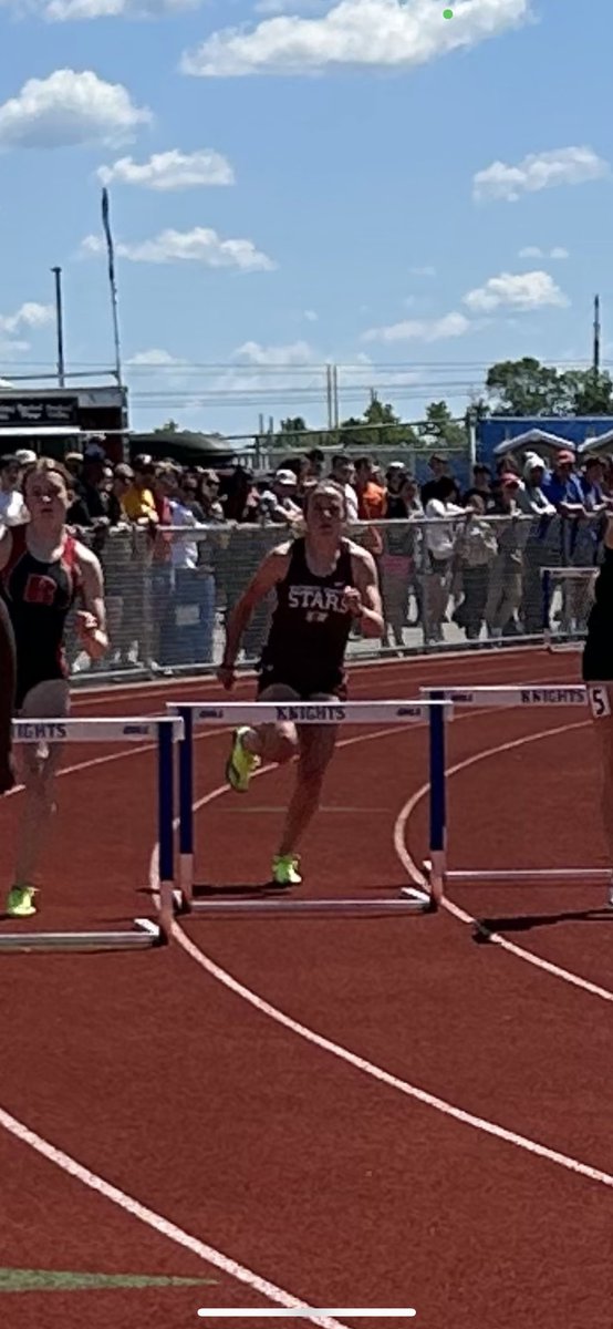 swchstrack's tweet image. STATE UPDATE:
Kaitlyn Wercinski advances to finals in the 300 Hurdles with a new PR and School Record time of 47.08
@swchssports