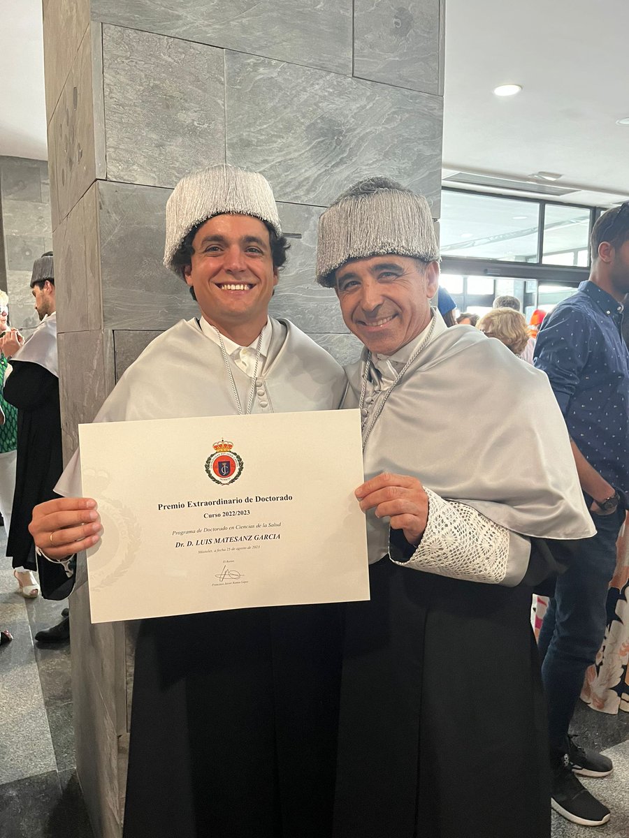 L. Matesanz (@l_matesanz) on Twitter photo Ceremonia de nuevos doctores <a href="/urjc/">URJC</a>
Gracias <a href="/Josuefisio/">Josue fernandez-Carnero</a> y <a href="/cgoicogar/">Carlos Goicoechea #SEDolor26</a> por la dirección y la ayuda para poder conseguir uno de los Premios Extraordinarios de <a href="/URJCFCS/">Facultad de Ciencias de la Salud-URJC</a>
Also thanks to <a href="/AnninaBSchmid/">Annina Schmid</a> for accepting me during my doctoral stay Ceremonia de nuevos doctores <a href="/urjc/">URJC</a>
Gracias <a href="/Josuefisio/">Josue fernandez-Carnero</a> y <a href="/cgoicogar/">Carlos Goicoechea #SEDolor26</a> por la dirección y la ayuda para poder conseguir uno de los Premios Extraordinarios de <a href="/URJCFCS/">Facultad de Ciencias de la Salud-URJC</a>
Also thanks to <a href="/AnninaBSchmid/">Annina Schmid</a> for accepting me during my doctoral stay