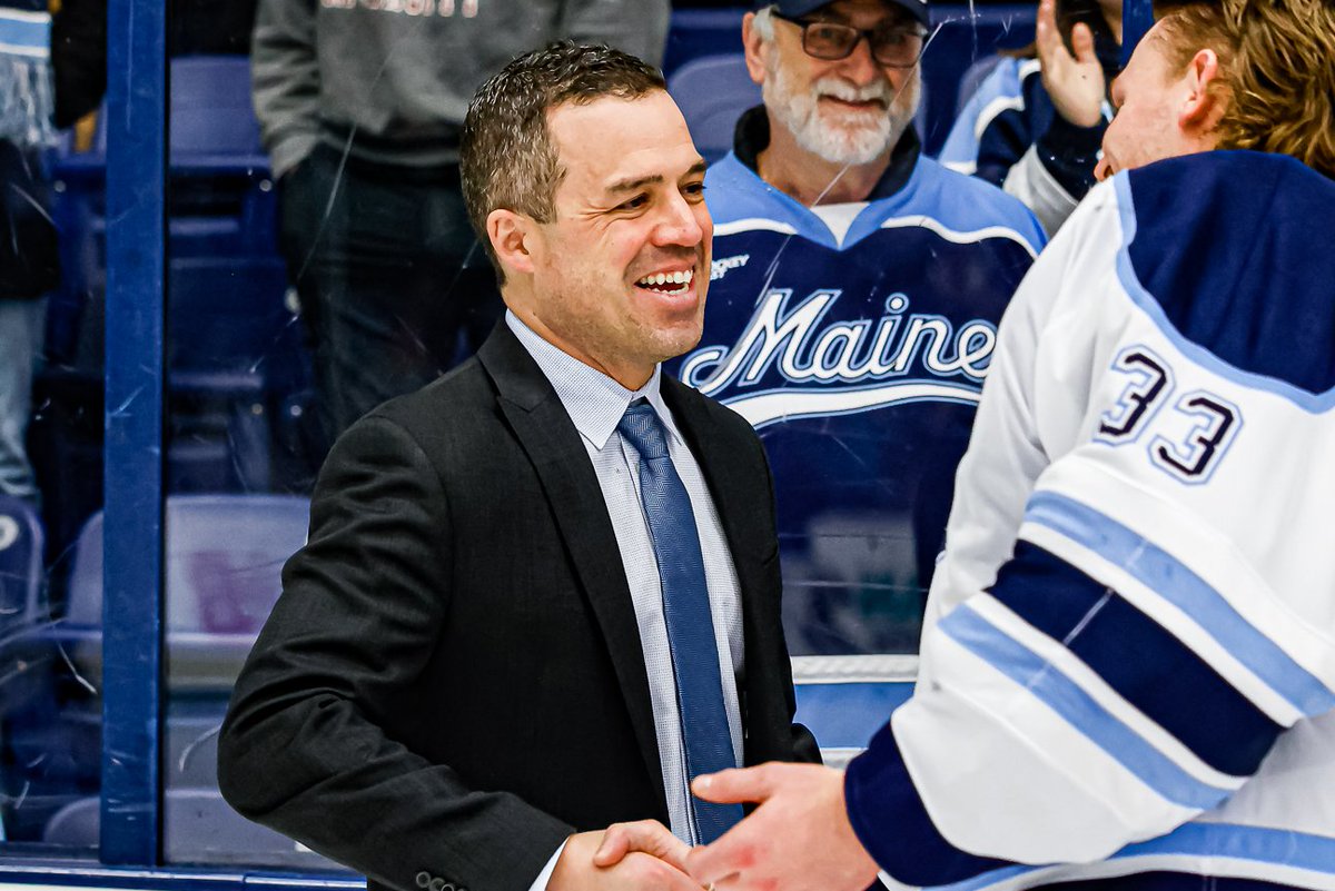 BlackBearNation's tweet image. 😎#GoBlue Summer starts today!😎

Stop by @govsrestaurant in Old Town today starting at  4pm!

Come say hello and talk @MaineIceHockey with Coach Barr from 4 - 5:30 PM!

#BlackBearNation