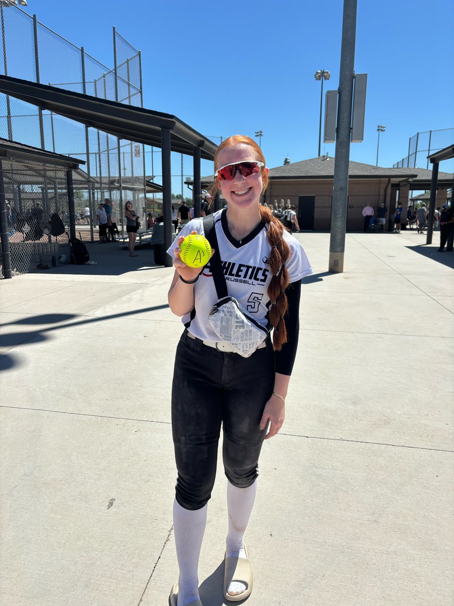 Took my first at bat back with <a href="/Athletics_KC_HC/">Brandon Russell</a> long at Blue Valley Park today! 
<a href="/jenfelvus/">Coach Jen Felvus</a> 
<a href="/MnuSoftball/">MNU Softball</a>